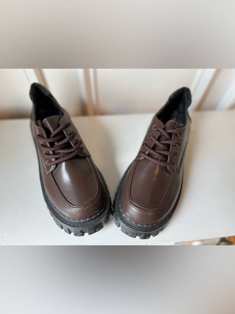 New-Never Worn Brown May Jane’s - Picture 2 of 7